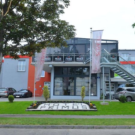 Primus Hotel & Apartments Wina Bagian luar foto