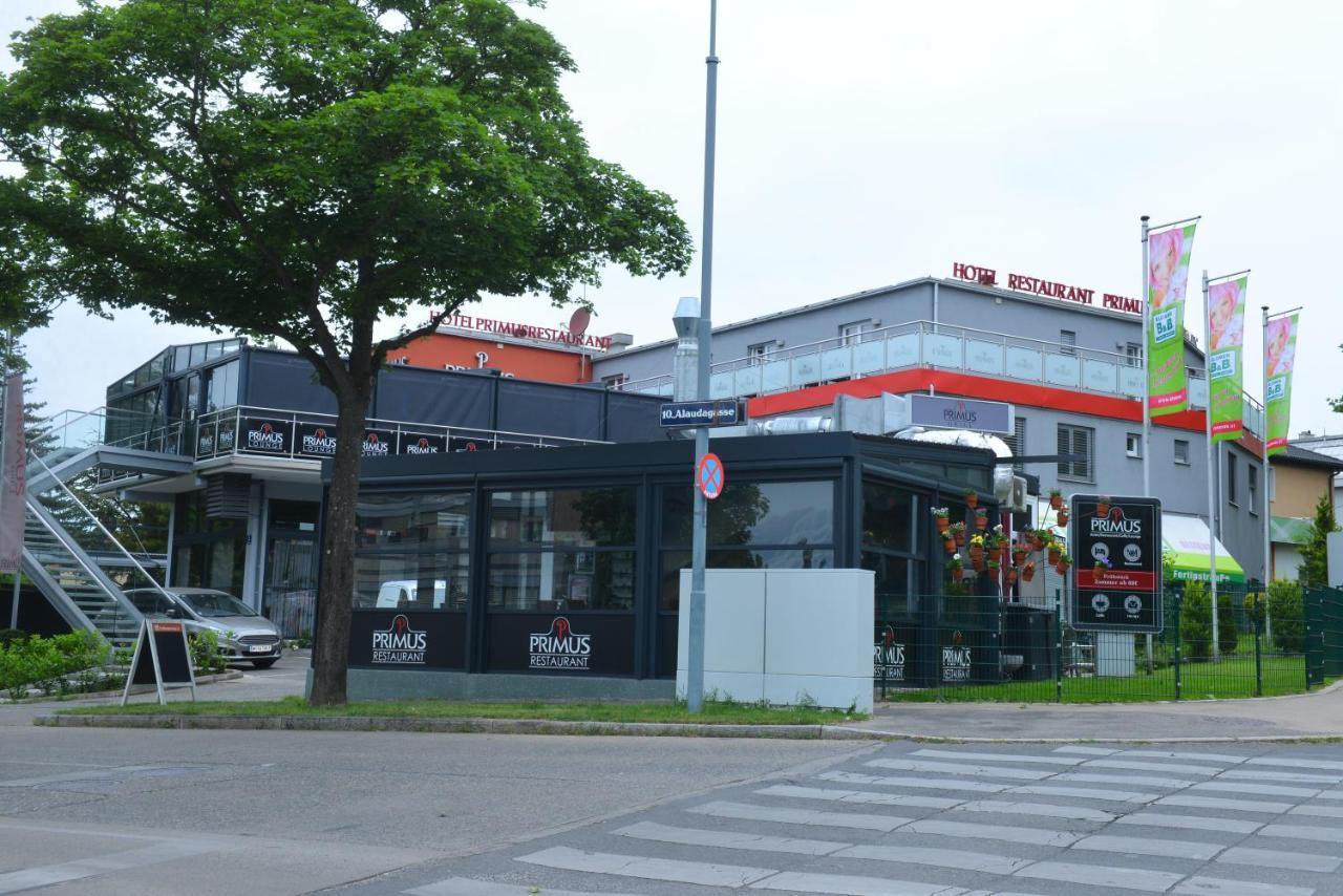 Primus Hotel & Apartments Wina Bagian luar foto