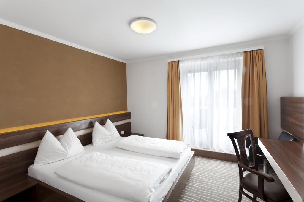 Primus Hotel & Apartments Wina Ruang foto